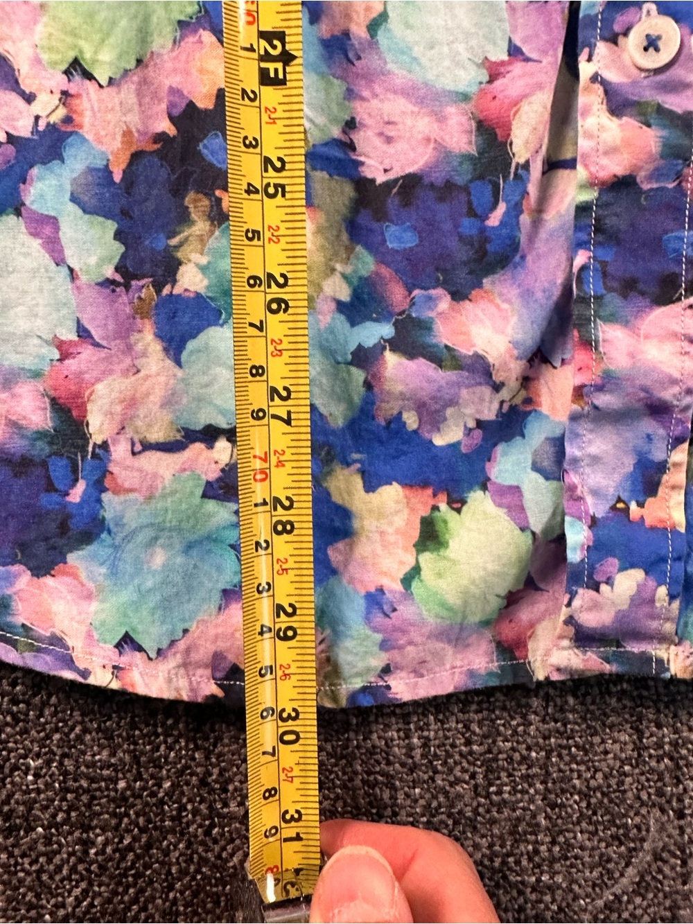 Bugatchi Shaped Fit Floral Patter Button Up Shirt! - Picture 3 of 8